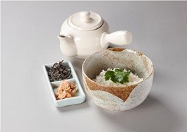 鮭と塩昆布のお茶漬け 料理とゴルフ好きの料理長のブログ