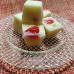 旬のイチゴ🍓とバナナ🍌で　簡単、美味しい〖苺とバナナのキューブアイス〗の作り方