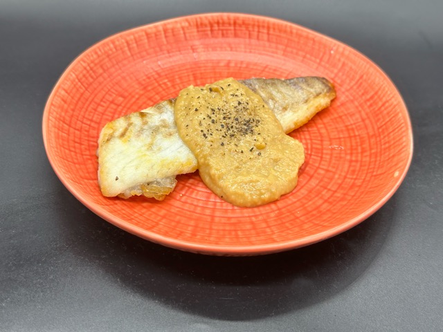 魚料理レシピ〖鯛の味噌クリームソース〗